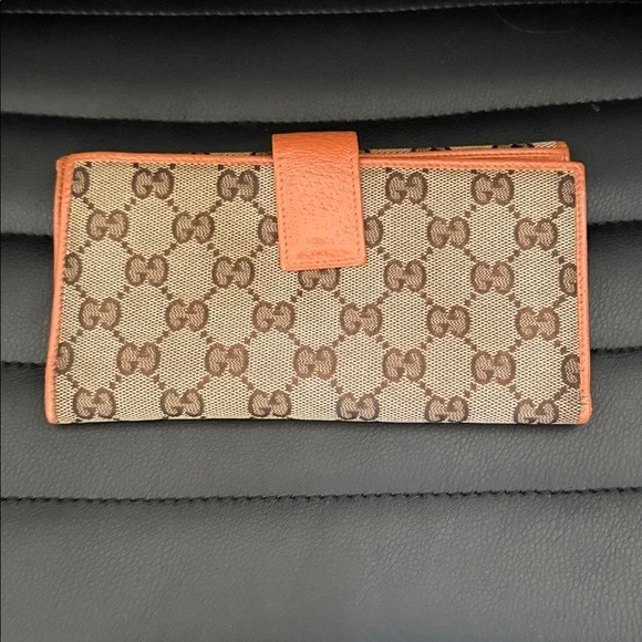 Gucci Beige and Cognac Brown Monogram Wallet - Picture 3 of 8
